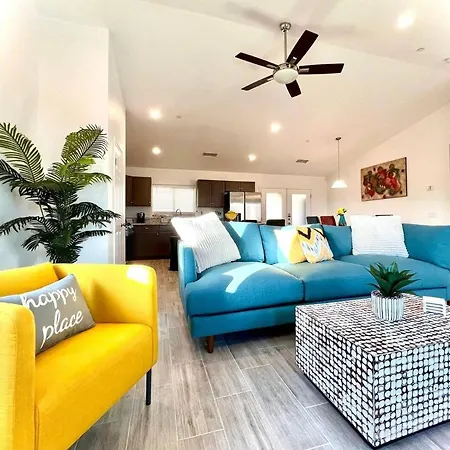 Gorgeous Home, Great Vibes & Nonstop Fun!